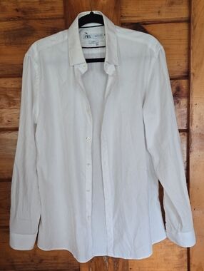 Zara Men’s Slim Fit White Long-Sleeve Dress Shirt - Classic Collar